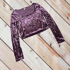 Abound S mauve crushed velvet long sleeve top